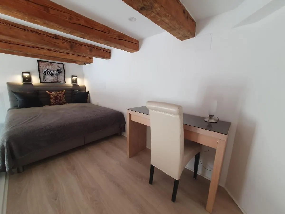 Mezzanine De Grinzing Apartment Vienna