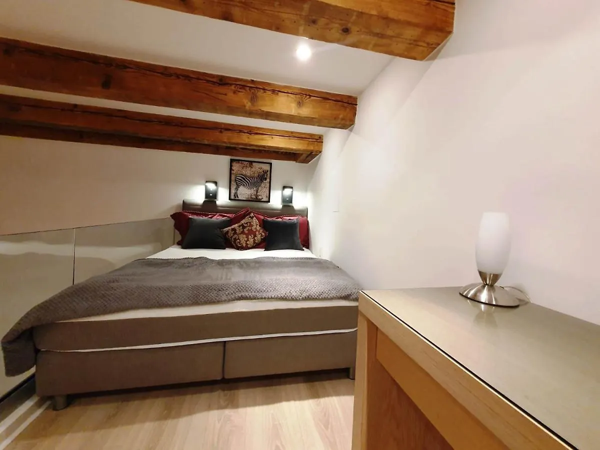 Mezzanine De Grinzing Apartment Vienna