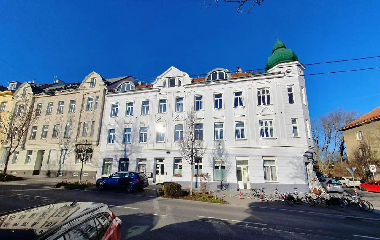 Mezzanine De Grinzing Apartment Vienna Austria